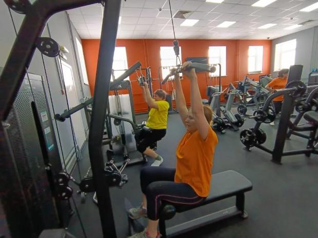 СОК «Акчарлак» продолжается насыщенная программа для участников Университета третьего возраста 2026, направленная на укрепление здоровья.