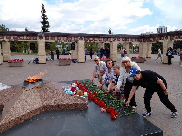 Не забудем аллею ангелов