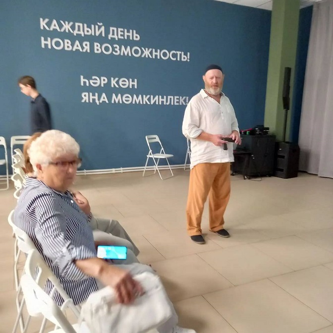 Менделеевские пенсионеры на встрече с Иваном Обидиным Менделеевские пенсионеры на встрече с Иваном Обидиным