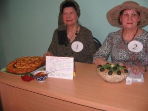 А ну-ка, бабушки