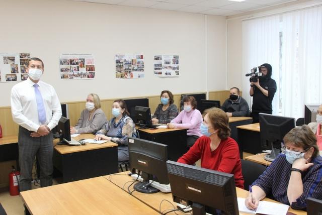 В Университете третьего возраста Набережных Челнов  прошли онлайн-занятия по финансовой грамотности