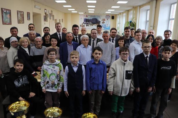 Республиканский турнир по шахматам «Связь поколений» 02.04.2025