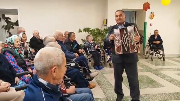 Посещение земляков в Лесхозском доме-интернате Сабинского района РТ