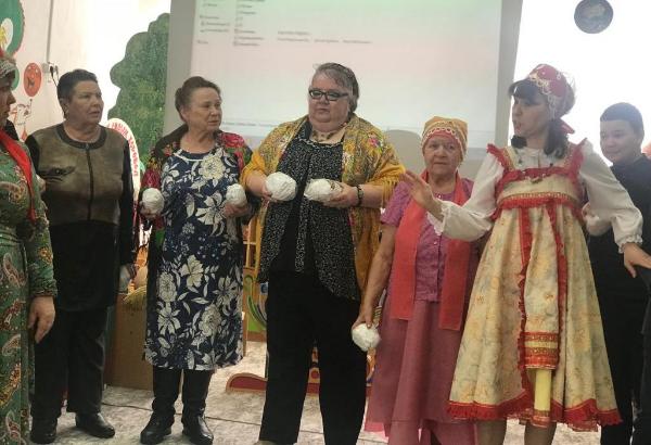 Празднуем Масленицу