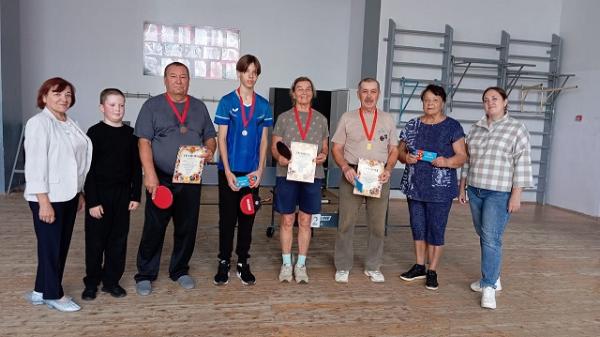 Спартакиада по настольному теннису «Связь поколений» в Менделеевске