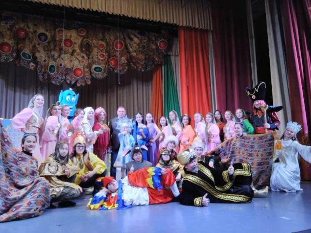 Пенсионеры в мире сказок и волшебства.