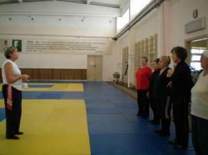 Старость меня дома не застанет