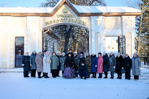 Один день в дворянской усадьбе Молоствовых