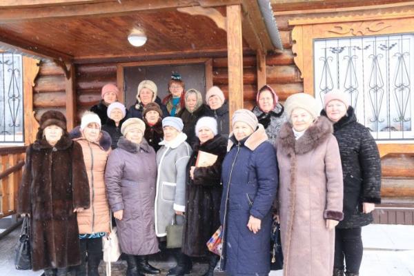 Экскурсия пенсионеров Ютазинского района в дом-музей татарского драматурга Фаниса Яруллина