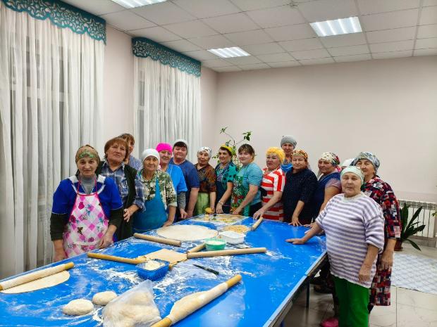 «Домашняя лапша бойцам СВО»