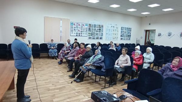 Занятия в группе «История религий» продолжаются