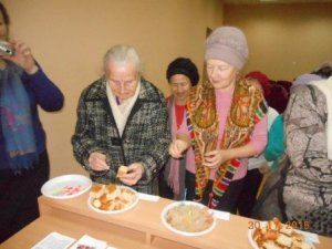 Занятия пенсионеров в правовой школе продолжаются в Менделеевском районе