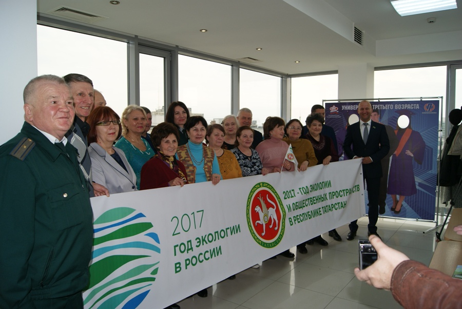 Прошел урок экологической грамотности для челнинцев старшего поколения