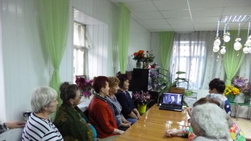 Занятия для слушателей Университета третьего возраста в самом разгаре