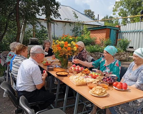 Празнование Медового спаса