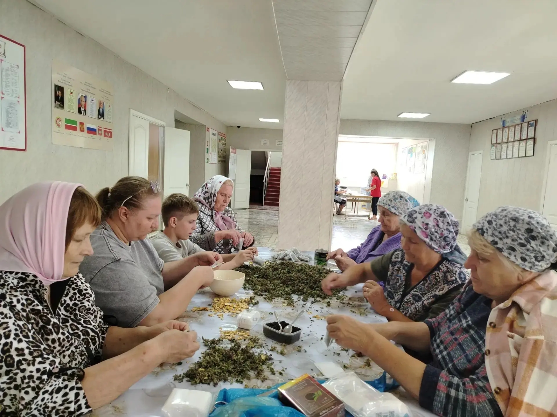 Гуманитарная помощь СВО