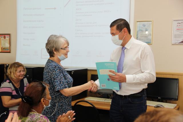 ДЛЯ ЧЕЛНИНЦЕВ СТАРШЕГО ПОКОЛЕНИЯ ФУНКЦИОНИРУЕТ ПЕРВЫЙ В РЕСПУБЛИКЕ IT-КЛУБ! 