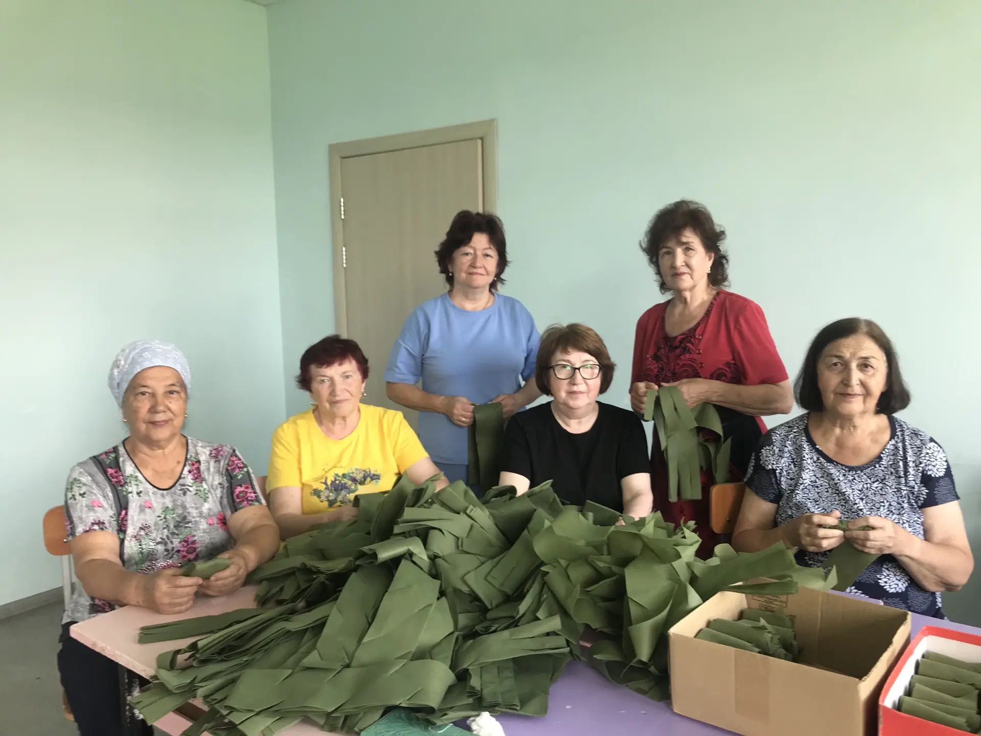 Волонтерская группа «Ак чэчэклэр» «Белые цветы» продолжают свою миссию для СВО Волонтерская группа «Ак чэчэклэр» «Белые цветы» продолжают свою миссию для СВО