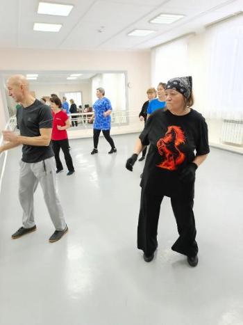 Занятия УТВ по оздоровительным линейным танцам идут полным ходом               