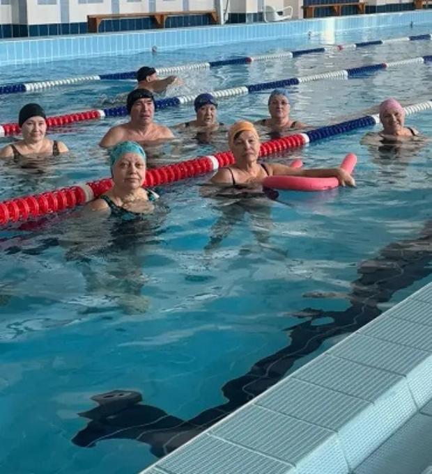 Плаванием поднимаем настроение