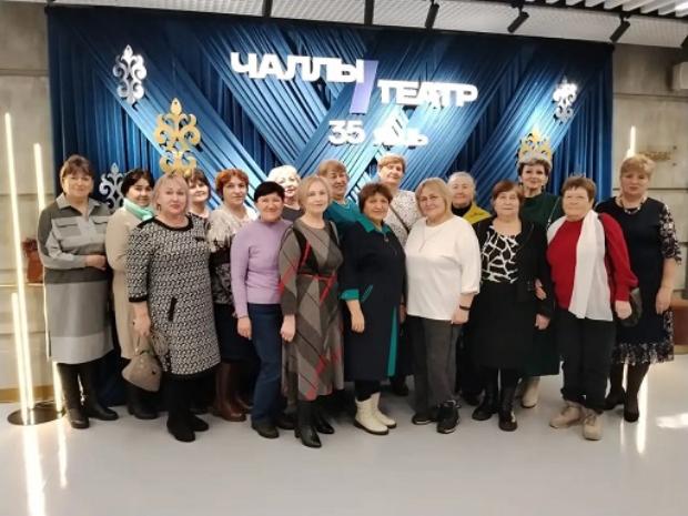 Снова театр открывает двери