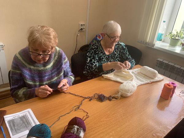 В центре общения в Мамадышском районе прошел мастер класс по вязанию