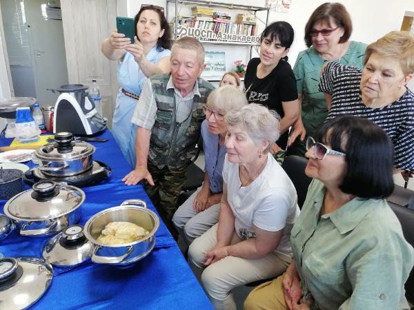 Азнакаевские пенсионеры приняли участие в кулинарном шоу