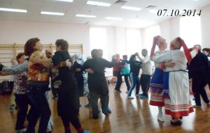 Нам года - не беда, душой мы молоды всегда