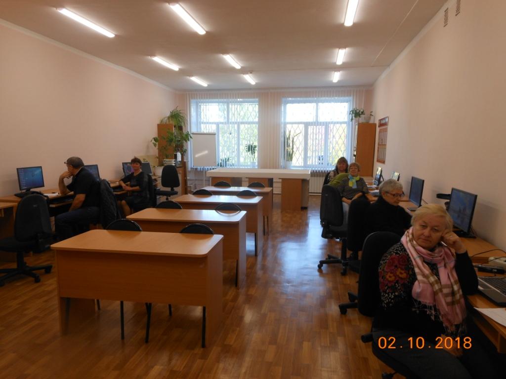 Заинские пенсионеры сели за компьютеры   