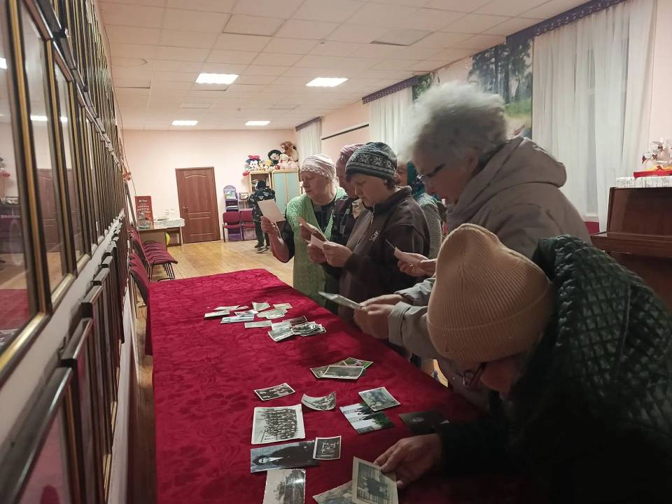 Вечер «Женщины на фронте и в тылу» с членами СПР в с.Бизяки Вечер «Женщины на фронте и в тылу» с членами СПР в с.Бизяки