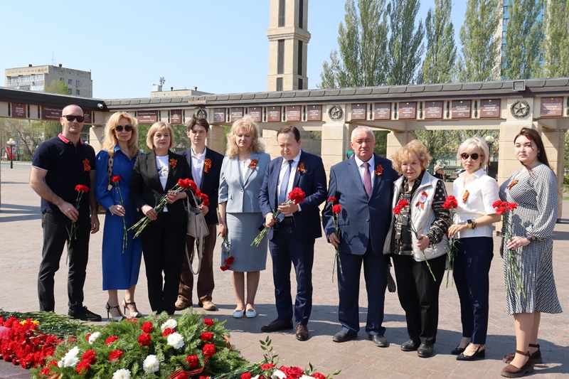 Возложение цветов в Парке Победы