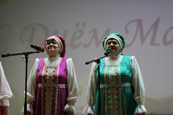 Праздничный концерт ко Дню матери 