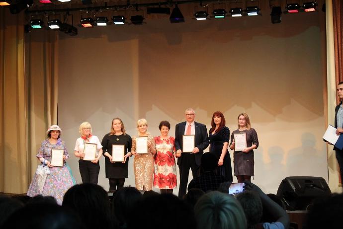 В Нижнекамске завершился учебный год в Университете третьего возраста