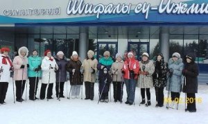 Массовая тренировка по скандинавской ходьбе в Менделеевском районе