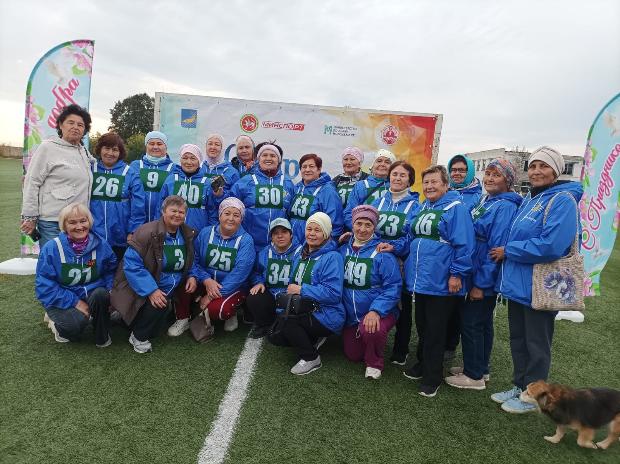 Забег в честь пожилых людей: спортивный праздник для всех возрастов