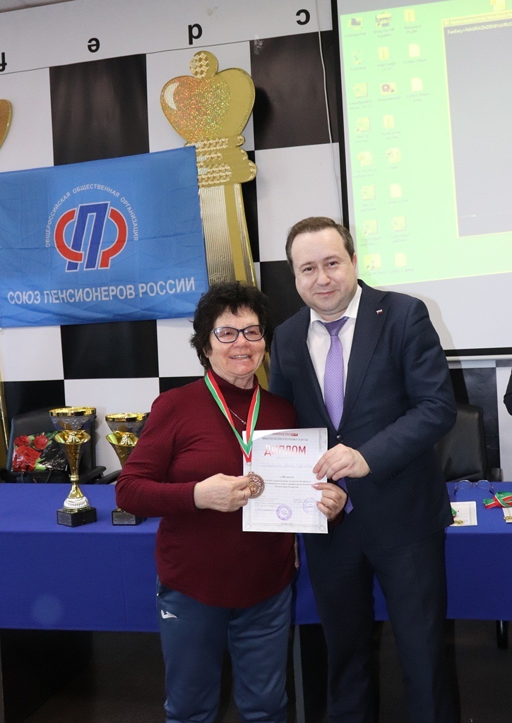 IMG_7750- 2 место по шахматам Агабекян.jpg